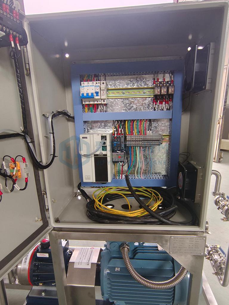 膜过滤中试设备整装待发